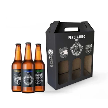 Caixa para bebidas Fraspaper na cor preta, com alça, indicando o nome da marca na parte de cima, vista de lado e as garrafas de cerveja ao lado.